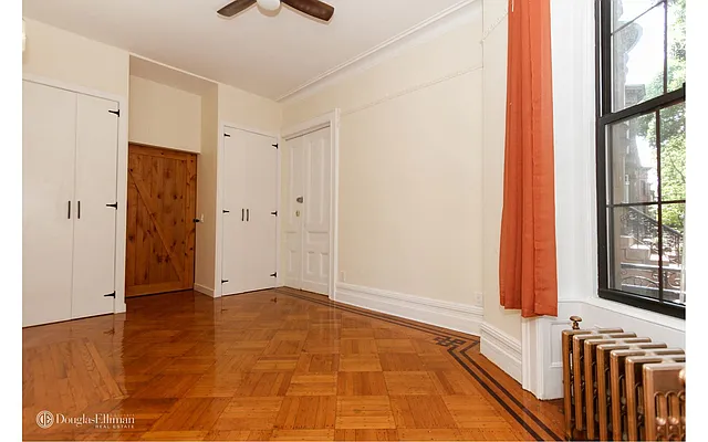 Rented by Douglas Elliman | media 14