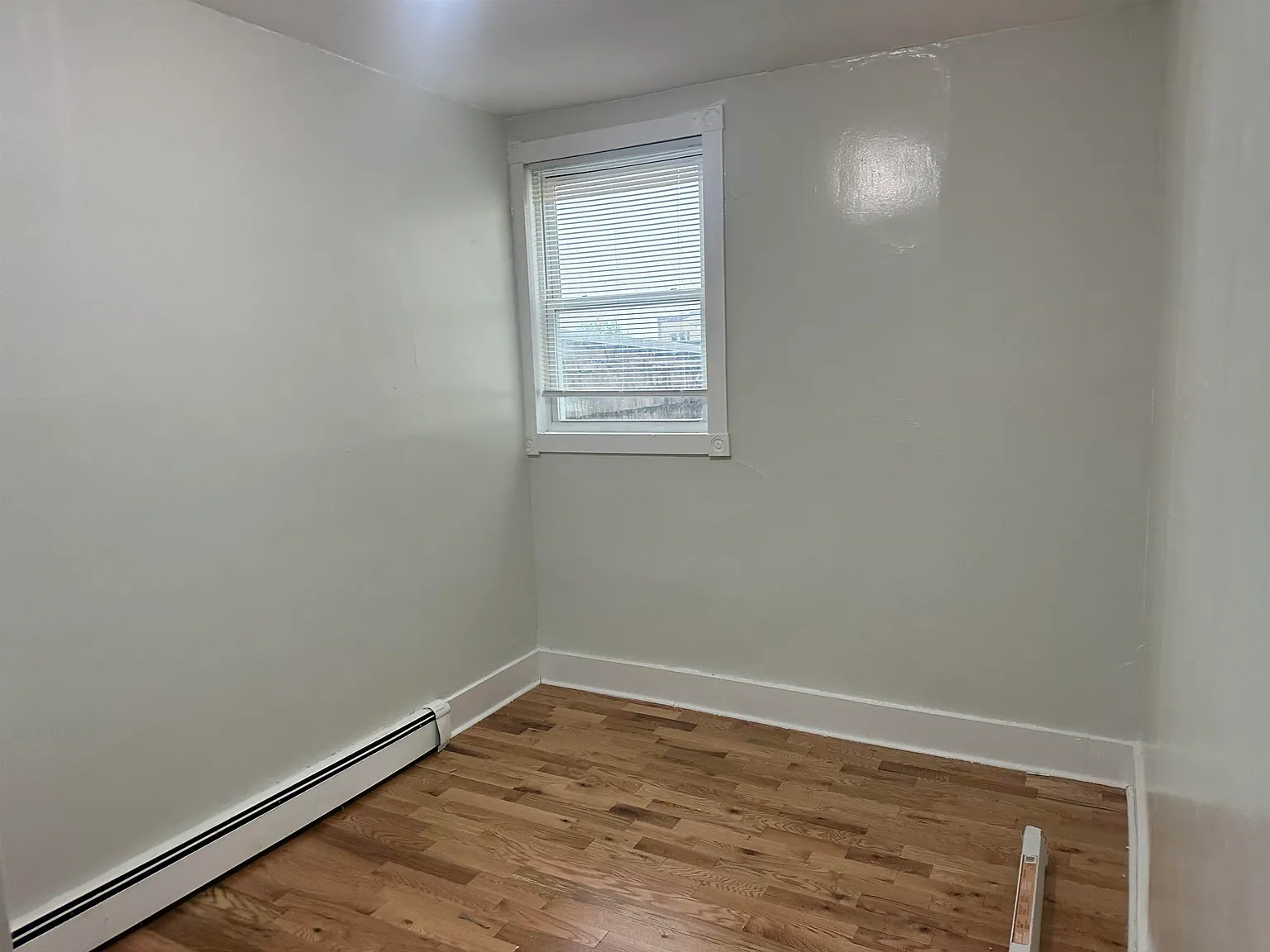 2 bed, 1.0 bath, 1000 sqft, $1,895 — Photo 4