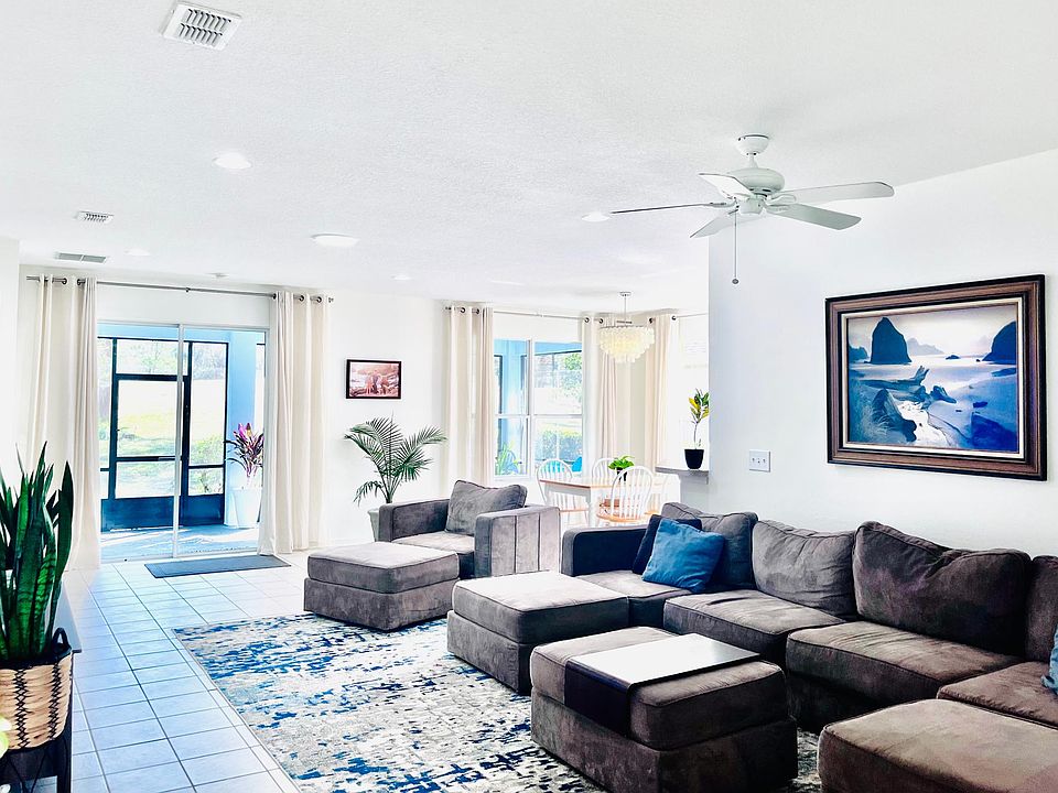 1st image of 451 Victoria Hills Dr