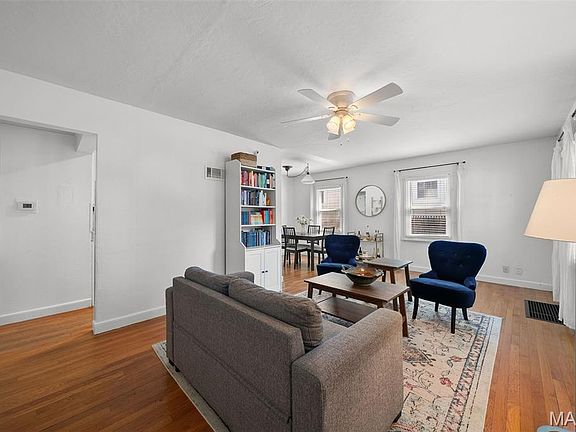 3rd image of 837 Greeley Ave