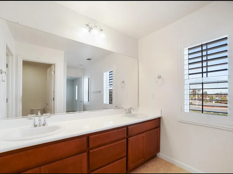 2432 Homer Ln — Photo 16