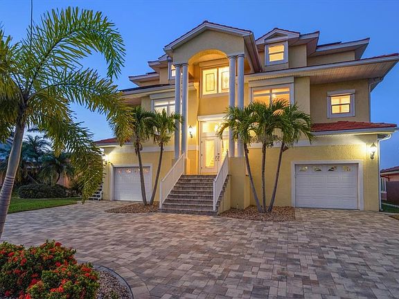 3rd image of 3339 Seaway Dr