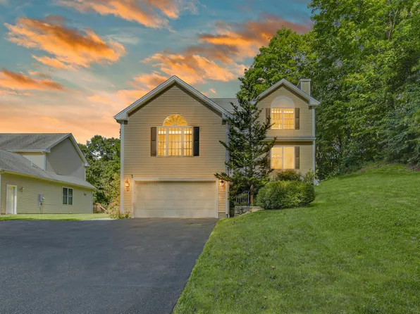 34 Terre Haute Road, Danbury, CT 06810