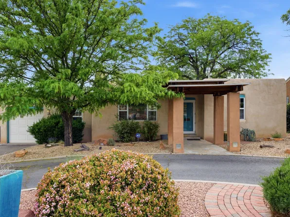 316 Aliso Dr SE, Albuquerque, NM 87108