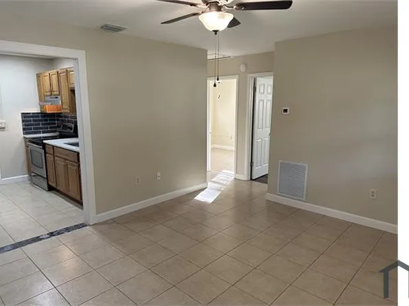 905 E Bougainvillea Ave APT A, Tampa, FL 33612