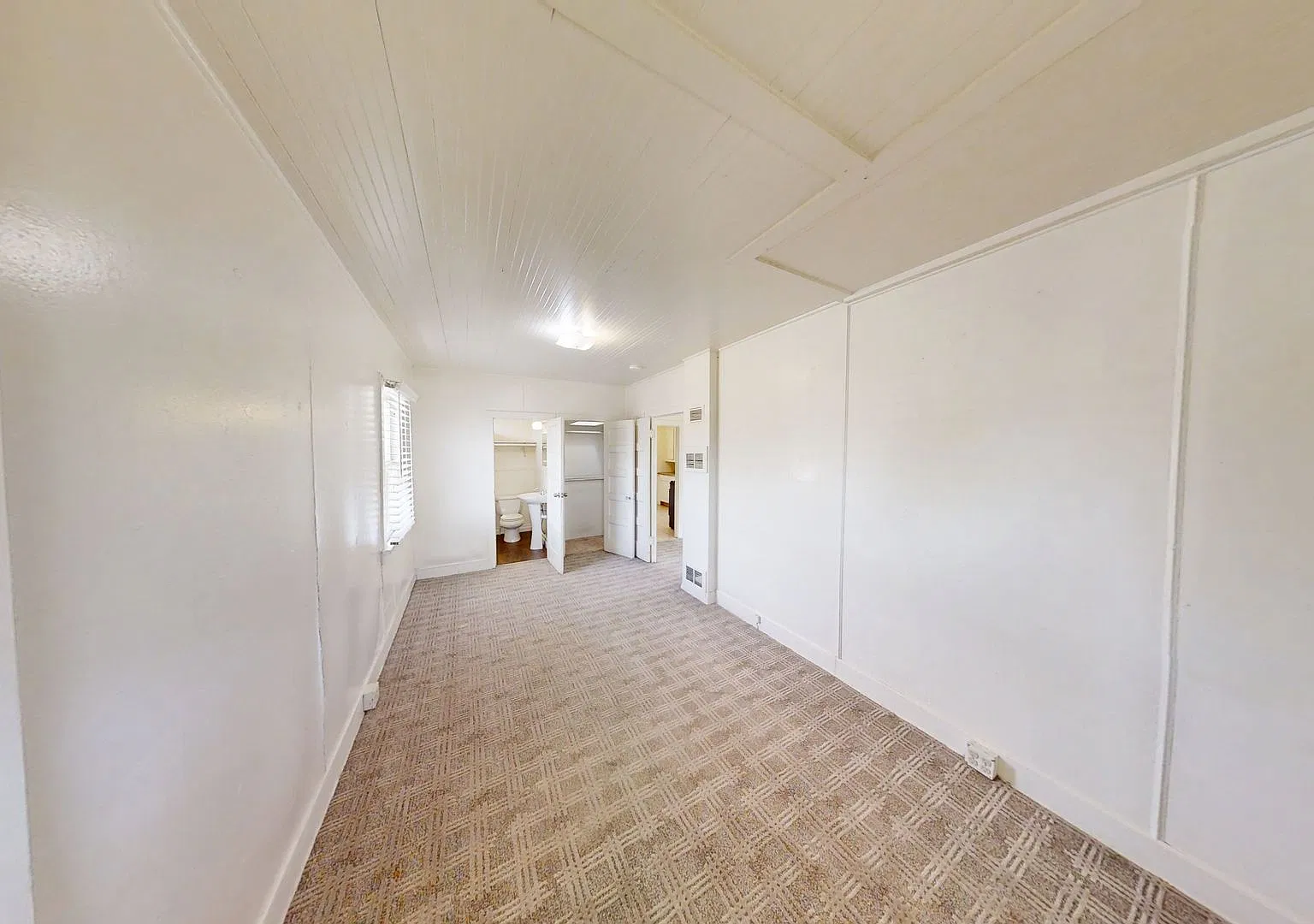 35070 Acacia Ave — Photo 4