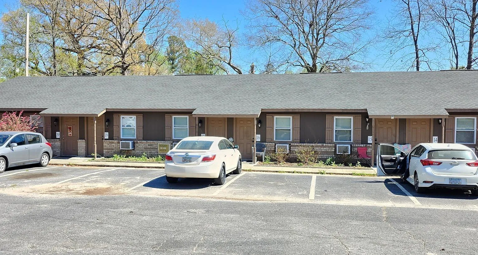 1 bed, 1.0 bath, 600 sqft, $775 — Photo 1