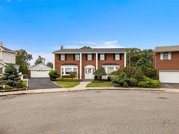 2nd image of 273 Meredith Ln