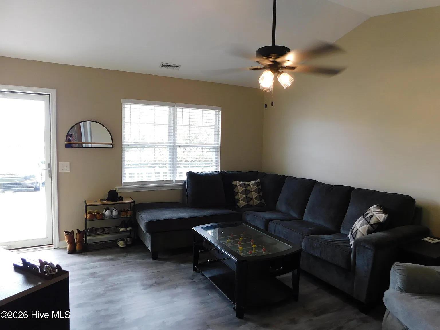 2 bed, 2.0 bath, $2,000 — Photo 3