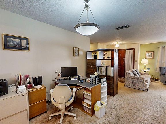3rd image of 1007 Dawson Dr
