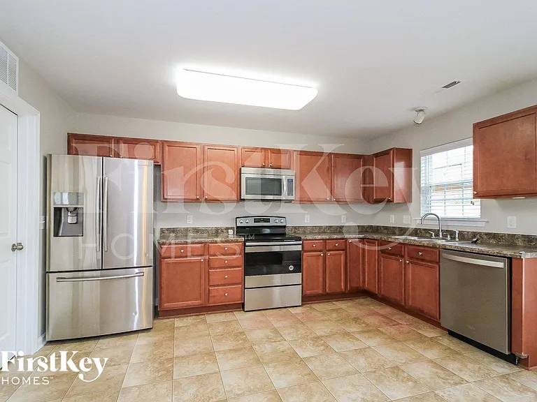 5784 Misty Hill Cir — Photo 4