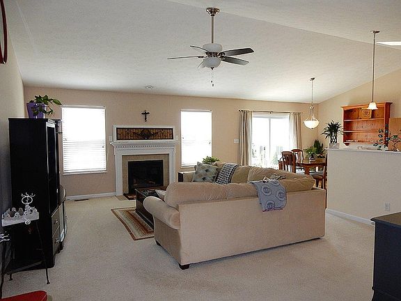 5th image of 2127 Prairie Clover Dr