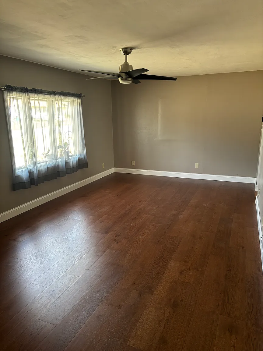 1625 Thalia Ave photo 1