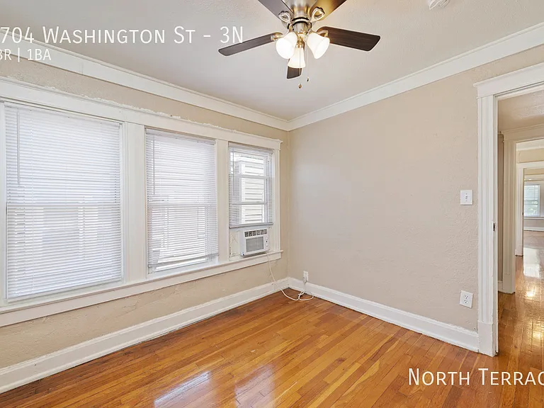 3704 Washington St #3N — Photo 10