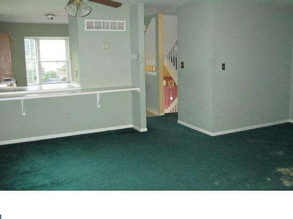 4th image of 138 Valerie Ln