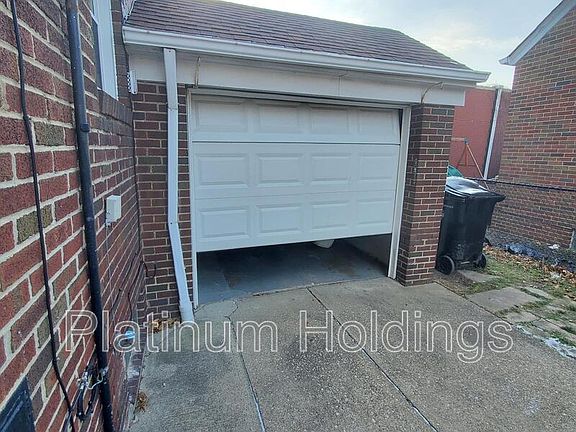 2nd image of 1115 Villaview Rd