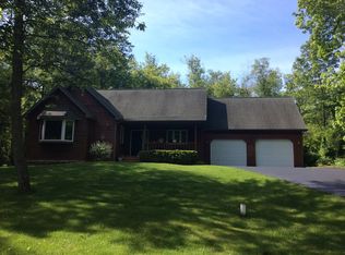 W6049 Alpine Rd, Wautoma, WI 54982