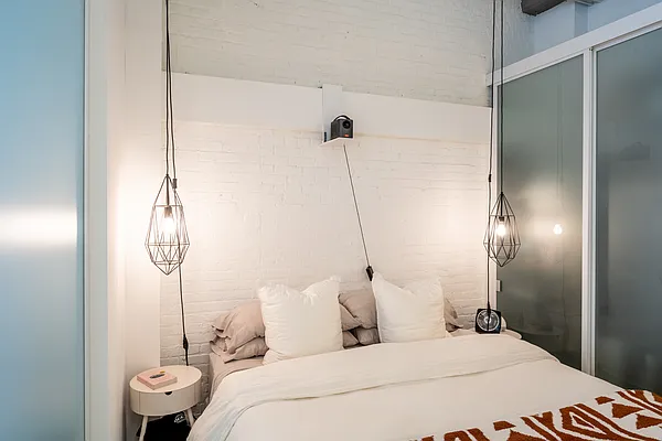 Rented by Compass | media 14