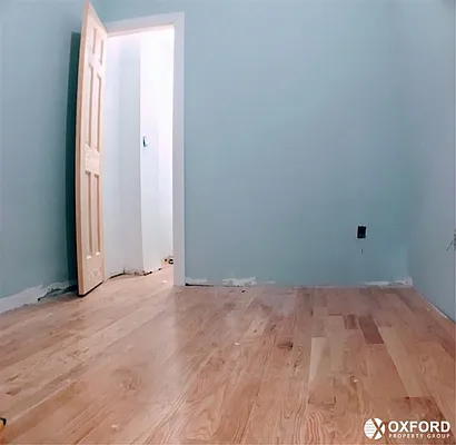 Rented by Oxford Property Group | media 13