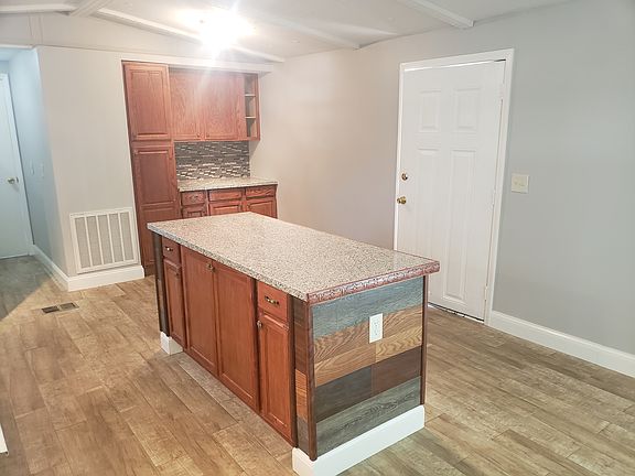 3rd image of 6601 Hughes St #1