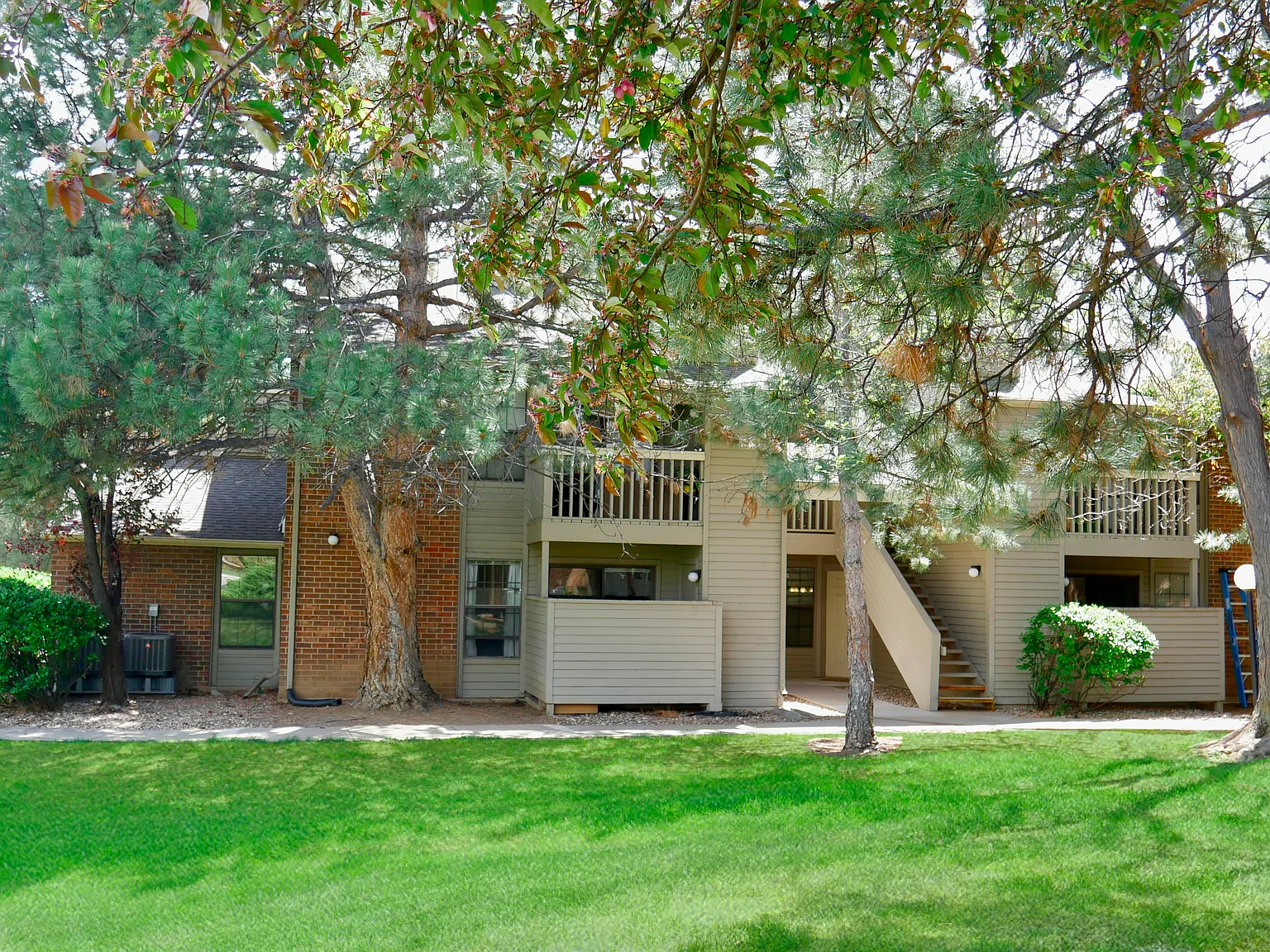 Somerset Apartment Homes — Photo 3