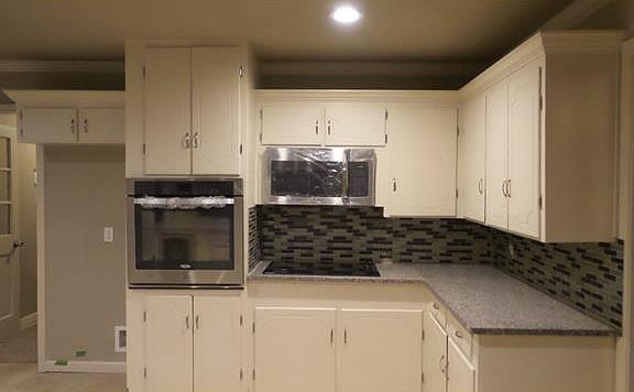5th image of 4900 Barnett St