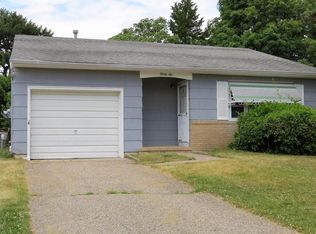 36 Carlisle Rd, Toms River, NJ 08757