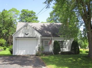 6 Elm St, Worcester, NY 12197