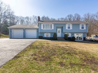 9 Stanley St, Attleboro, MA 02703