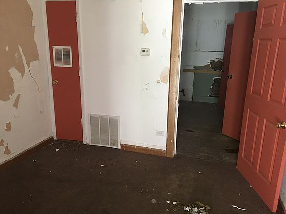 3rd image of 7351 S Western Ave #Storefront
