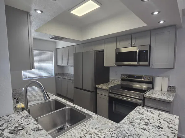 7968 E Colette Cir, Tucson, AZ 85710