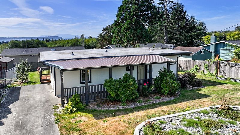 3rd image of 5515 Hillvue Road