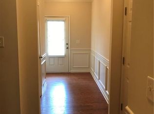 331 Knelston Oak Dr, Suwanee, GA 30024