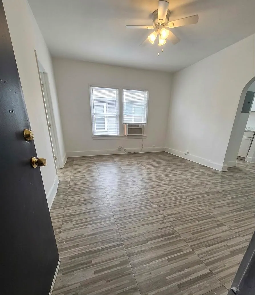 1 bed, $1,800 — Photo 1