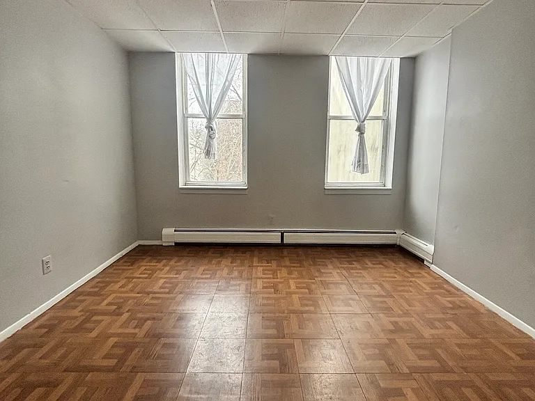 554 Avenue C #3 — Photo 6