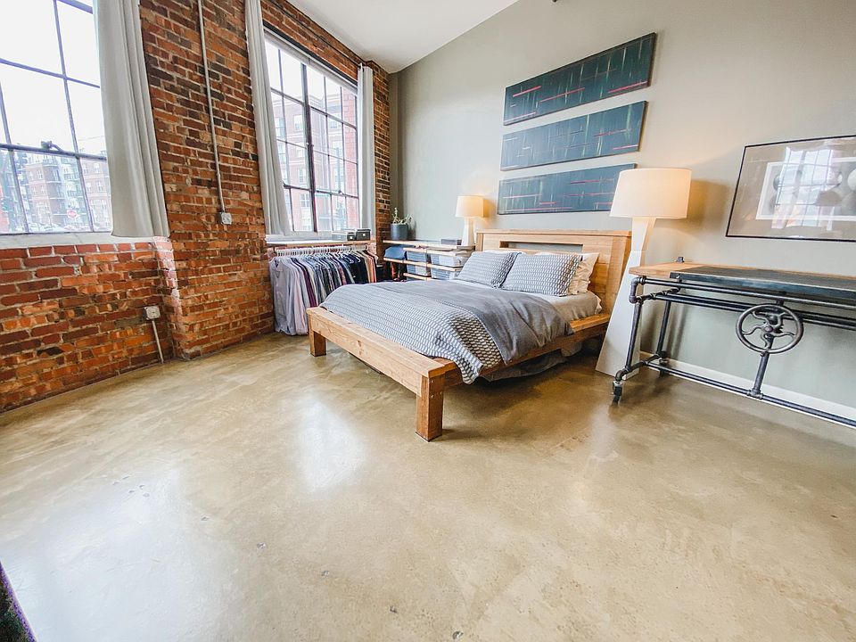1st image of 2500 Walnut St APT 104