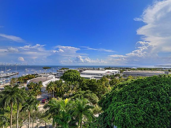 2nd image of 2627 Bayshore Dr #1104