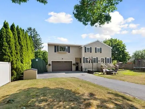 40 Hillside Ave, Beverly, MA 01915