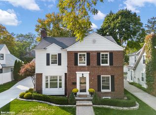 315 Wesley St, Rochester, MI 48307