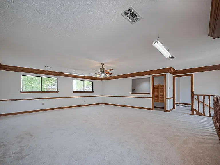 18307 Champion Forest Dr — Photo 29