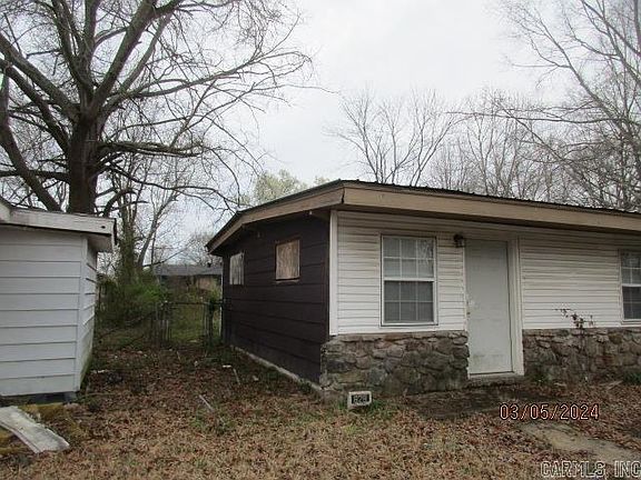 2nd image of 3200 Jonquil St