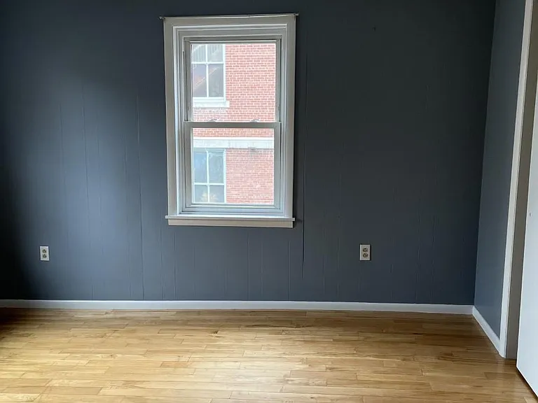 242 College St #3 — Photo 3