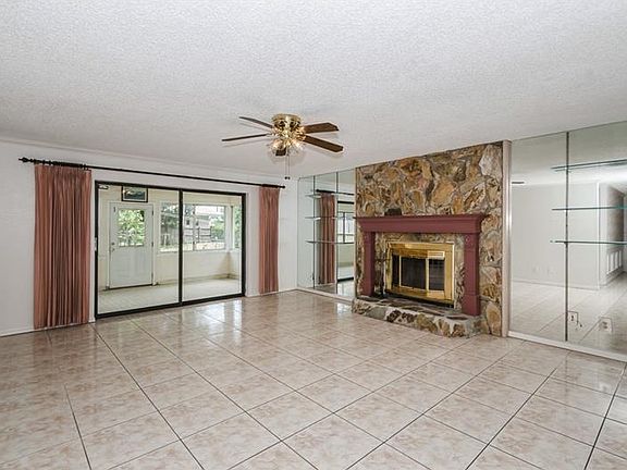 2nd image of 2584 Laconia Dr N