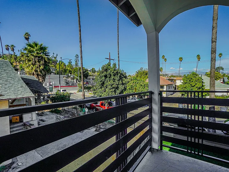 4508 Esmeralda St #1/2 — Photo 8