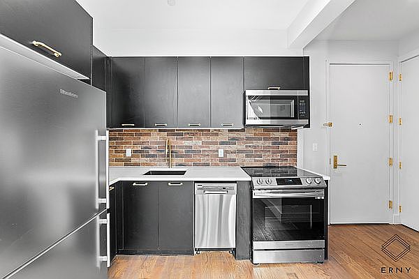 1st image of 97 Varet St #4F