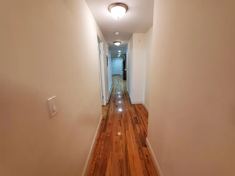 1713 Tenbroeck Ave #2 — Photo 9
