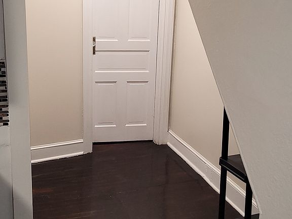 5th image of 454 Delmar St Floor 2