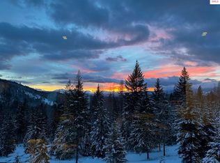 422 Lightning Peak Rd, Sandpoint, ID 83864