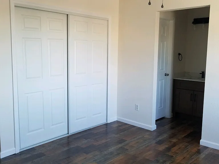 365 Hazelnut Ln — Photo 10