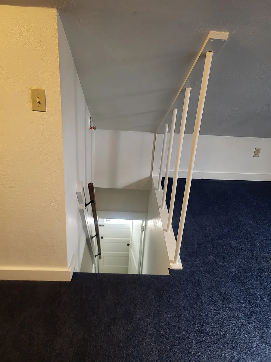 Finished Attic - 738 Grandview Ave #1